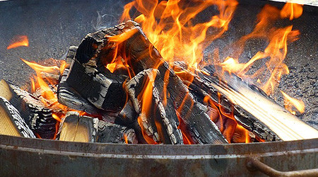 Grillfeuer (Quelle: pixabay.com)