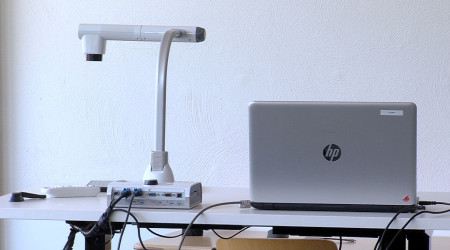 Elmo und Laptop (Quelle: RTF.3)