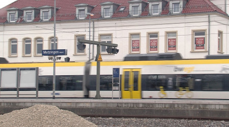 Zug am Bahnhof Metzingen (Quelle: RTF.3)