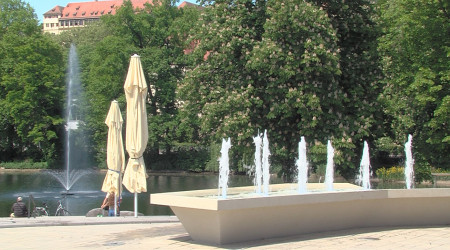 Das Wasser am Europaplatz sprudelt wieder (Quelle: RTF.3)