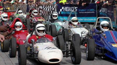 Oldtimer Startaufstellung (Quelle: RTF.3)
