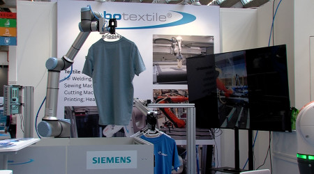 Am Stand von robotextile (Quelle: RTF.3)