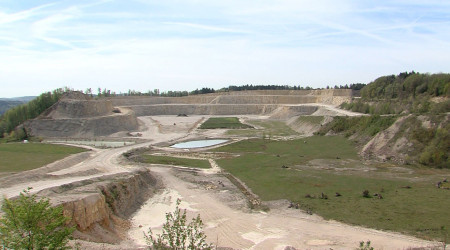 Der Kalksteinbruch auf dem Plettenberg (Quelle: RTF.3)