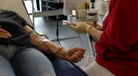 Blut wird gespendet (Quelle: RTF.3)