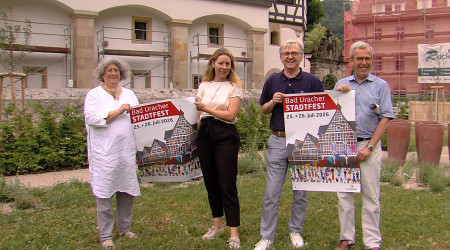 Stadt- und Burgverwaltung bewerben das Bad Uracher Stadtfest (Quelle: RTF.3)