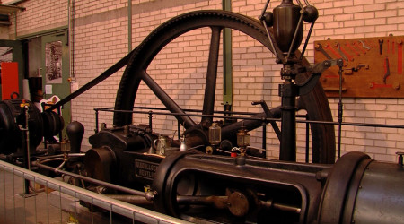 Dampfmaschine im Industriemagazin (Quelle: RTF.3)