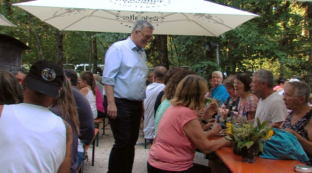 Michael Donth MdB beim K&ouml;hlerfest (Quelle: RTF.3)